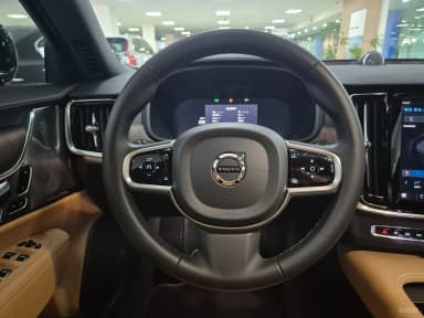 S90