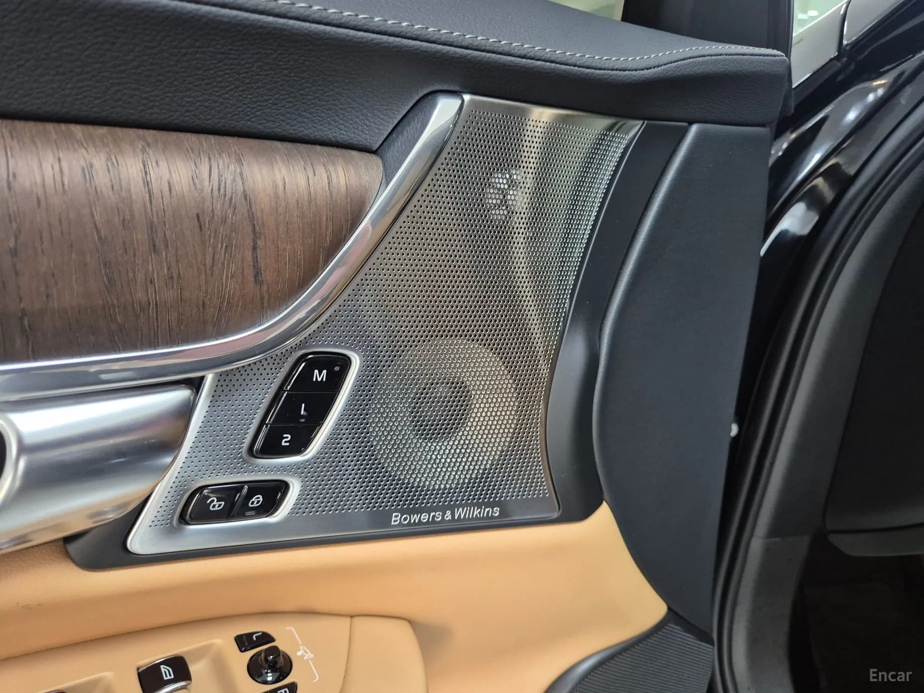 S90