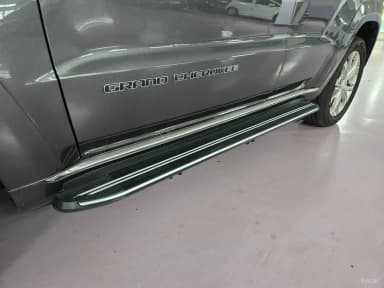 Grand Cherokee