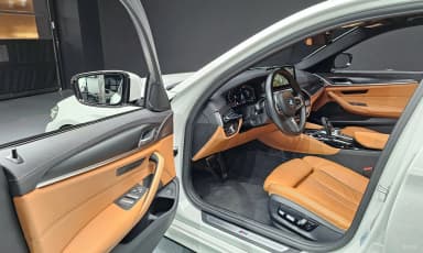 5 Series (G30)