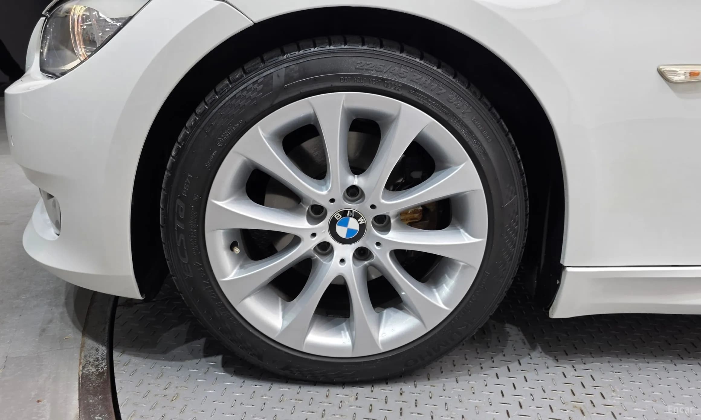 3 Series (E90)