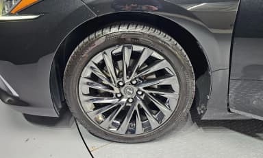 ES300h 7th Generation