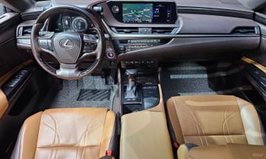 ES300h 7th Generation