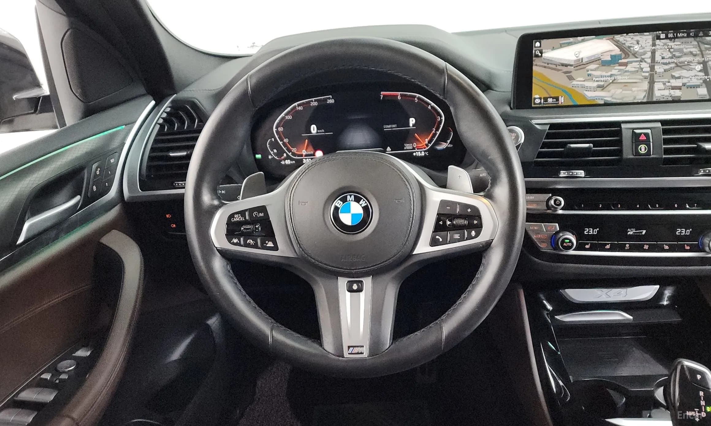 X4 (G02)
