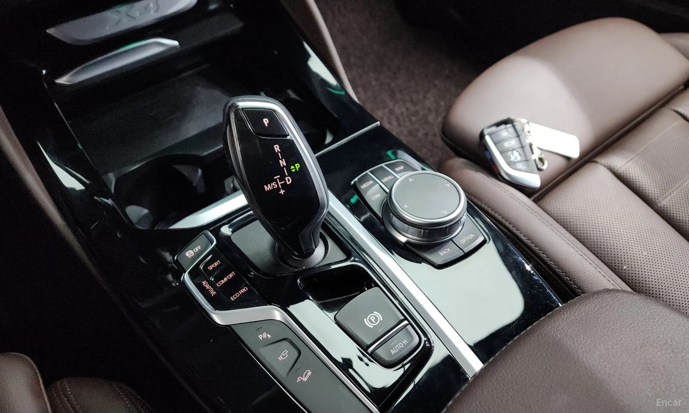 X4 (G02)