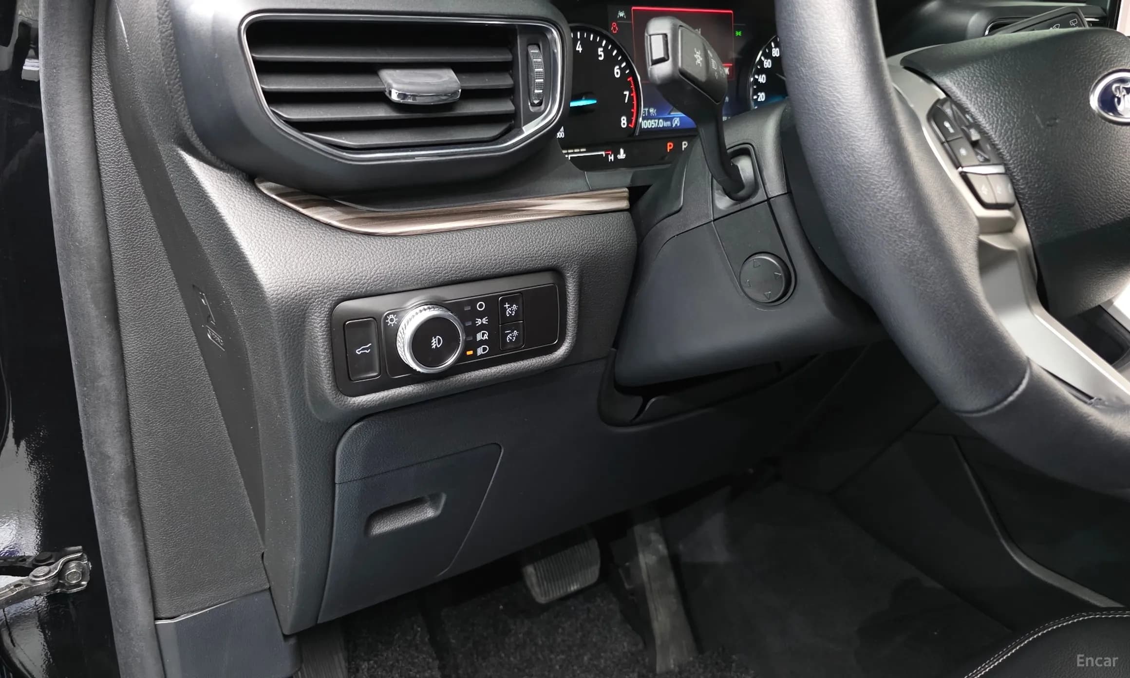 Explorer 6th Generation