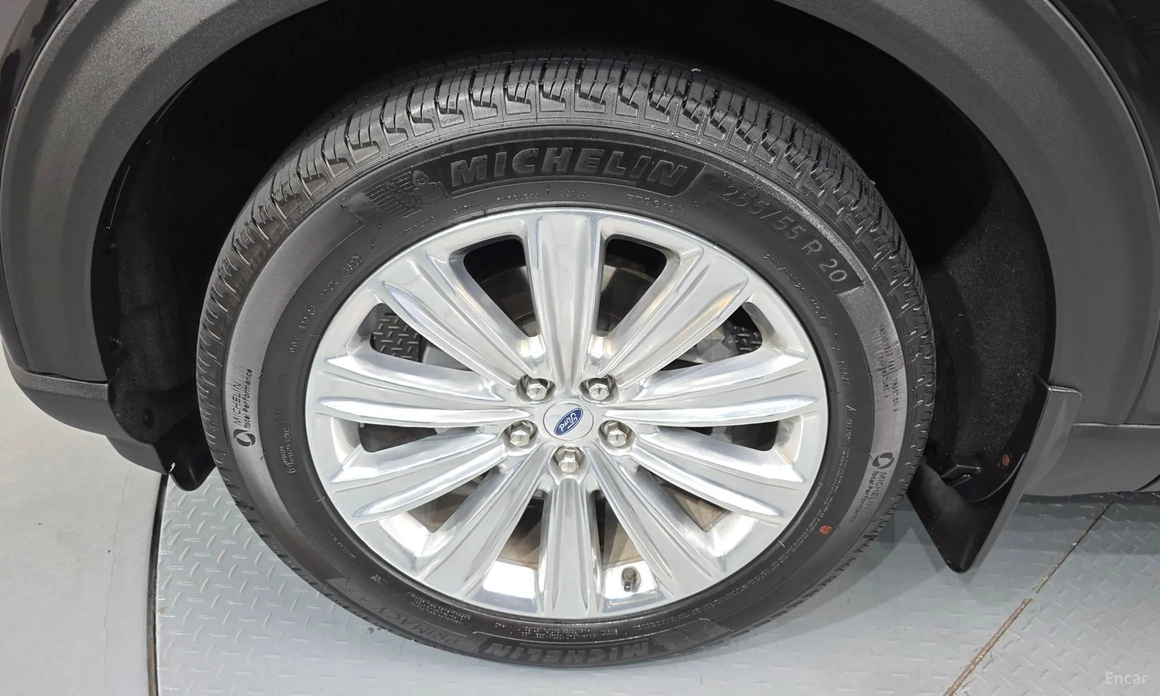 Explorer 6th Generation