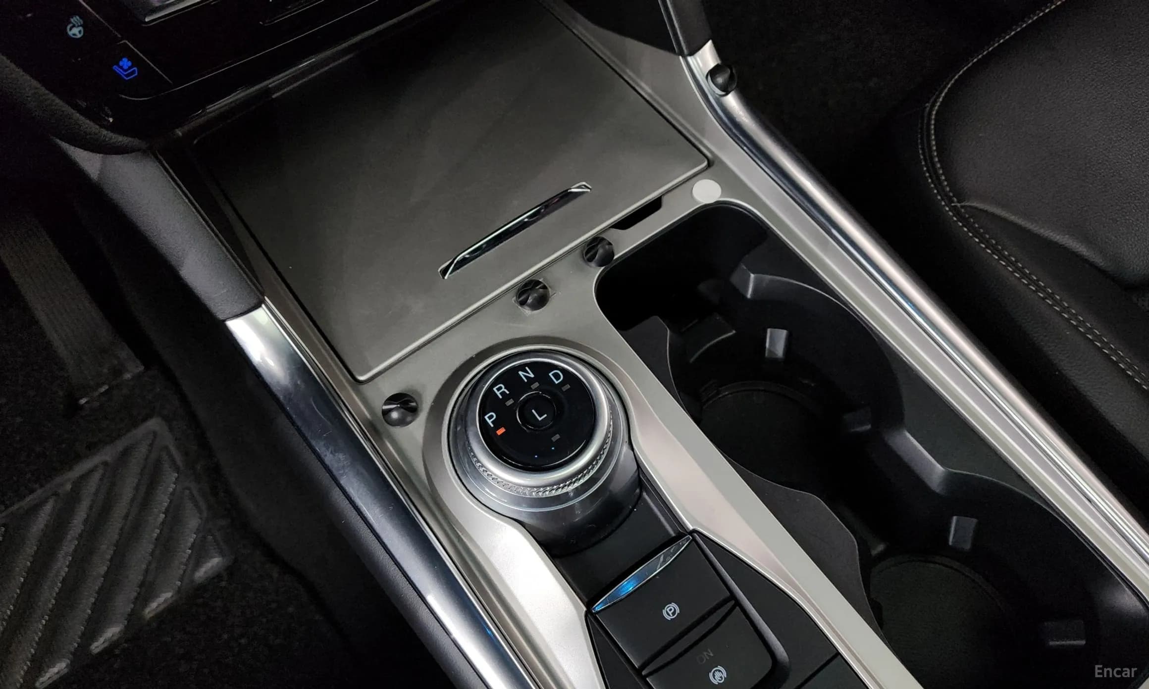 Explorer 6th Generation