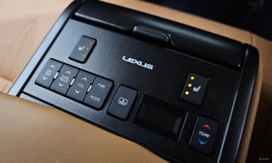 ES300h 7th Generation