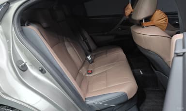 ES300h 7th Generation