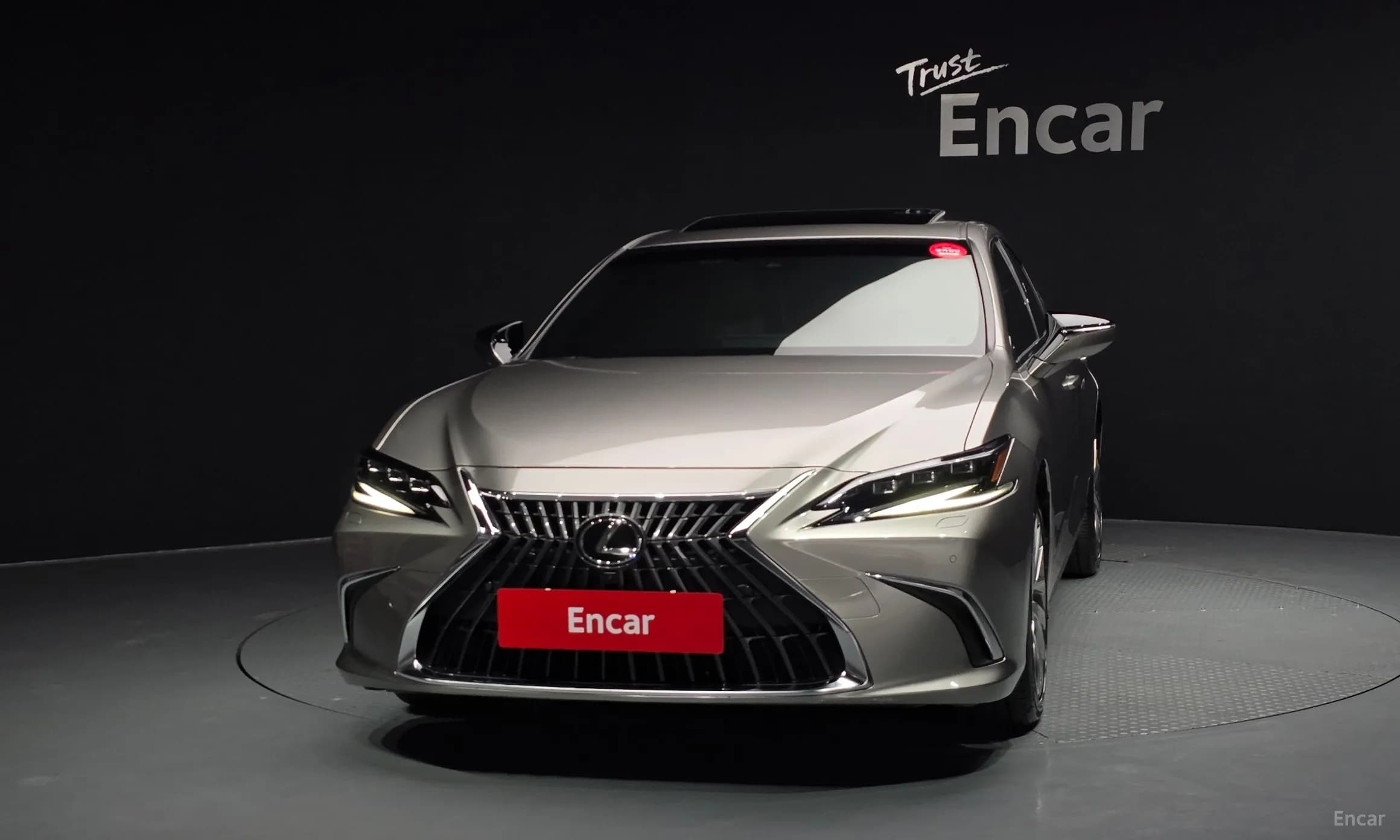 ES300h 7th Generation