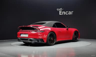 911 (992)