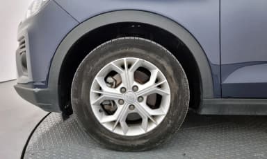 Berry New Tivoli