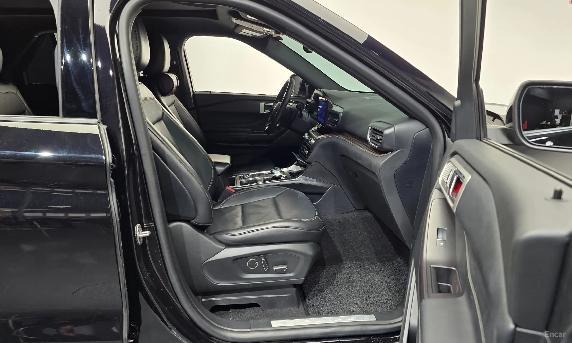 Explorer 6th Generation