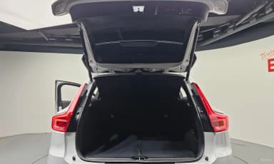 XC40