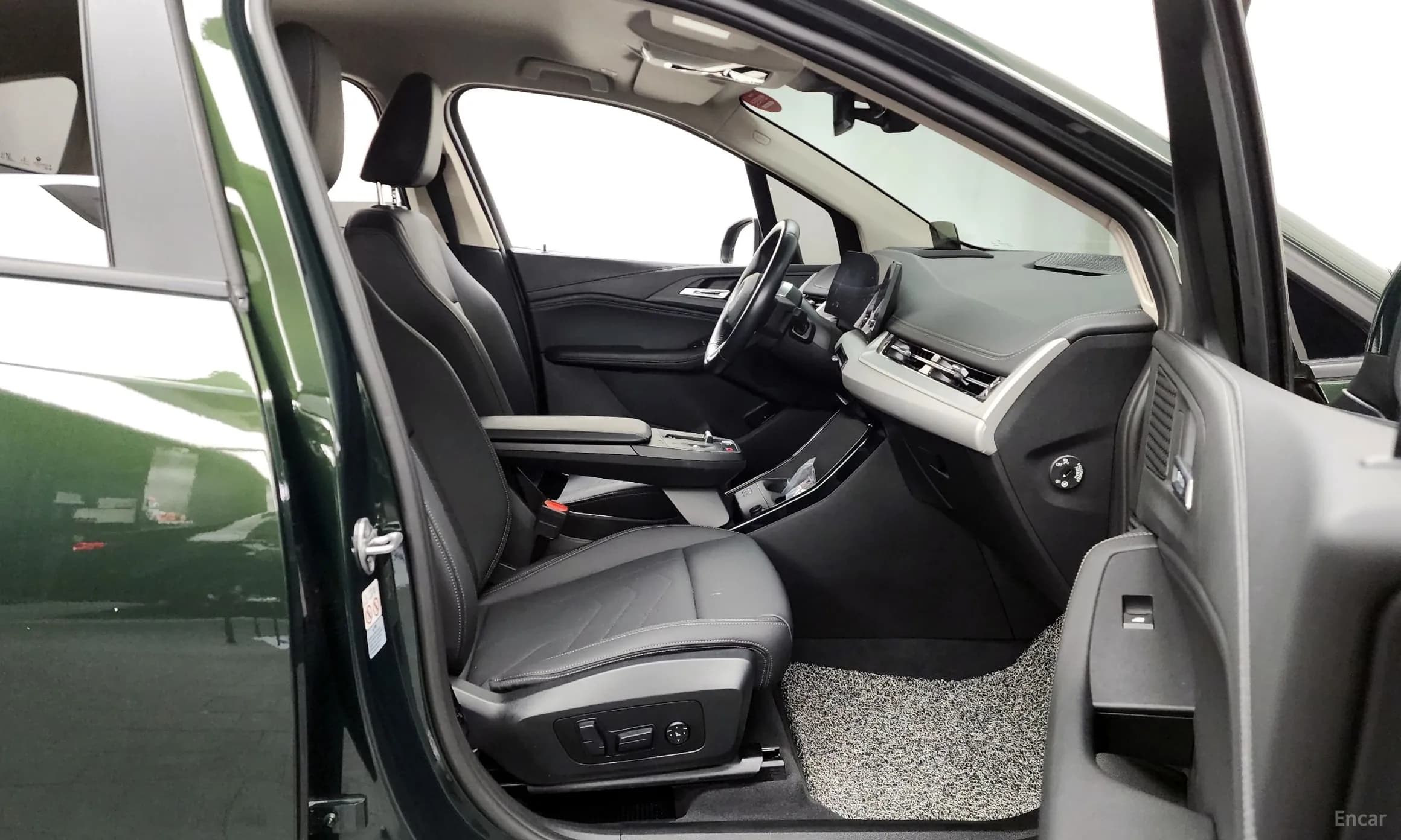 2 Series Active Tourer (U06)