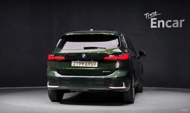 2 Series Active Tourer (U06)