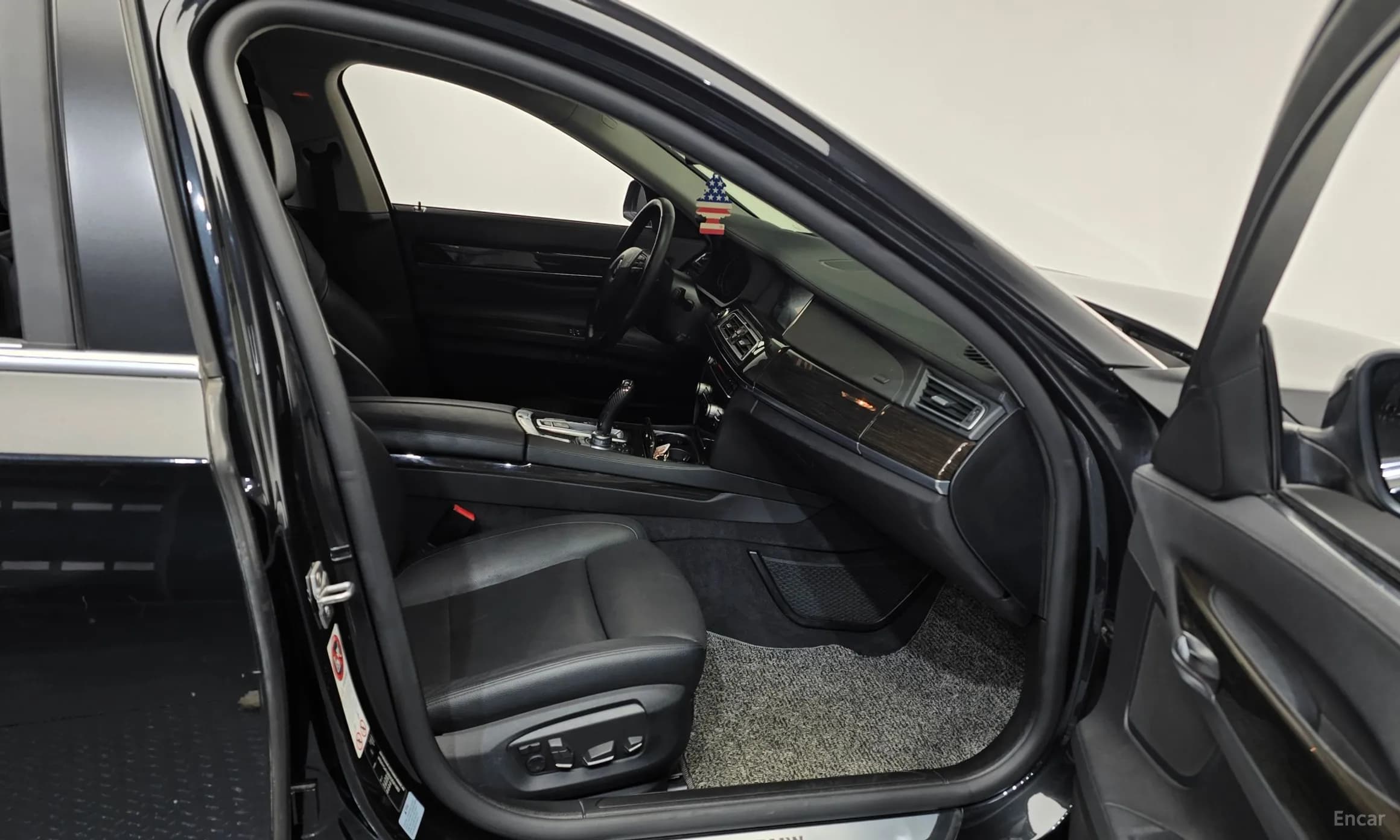 7 Series (F01)