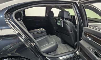 7 Series (F01)