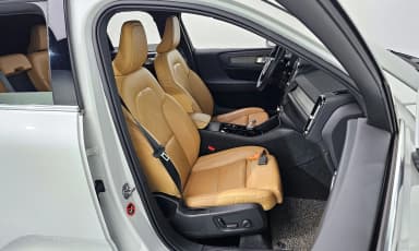 XC40