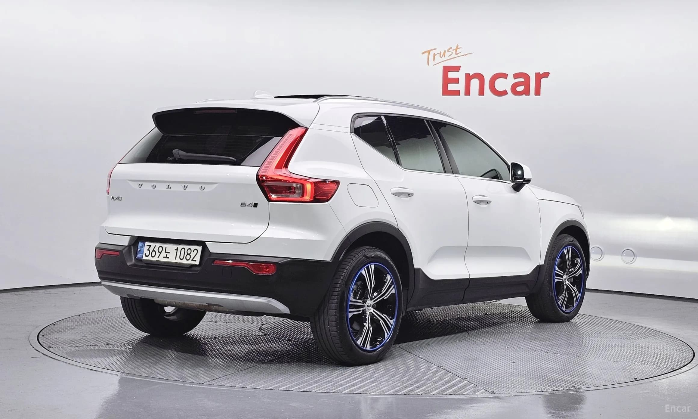 XC40