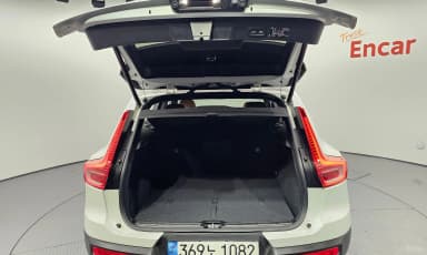 XC40
