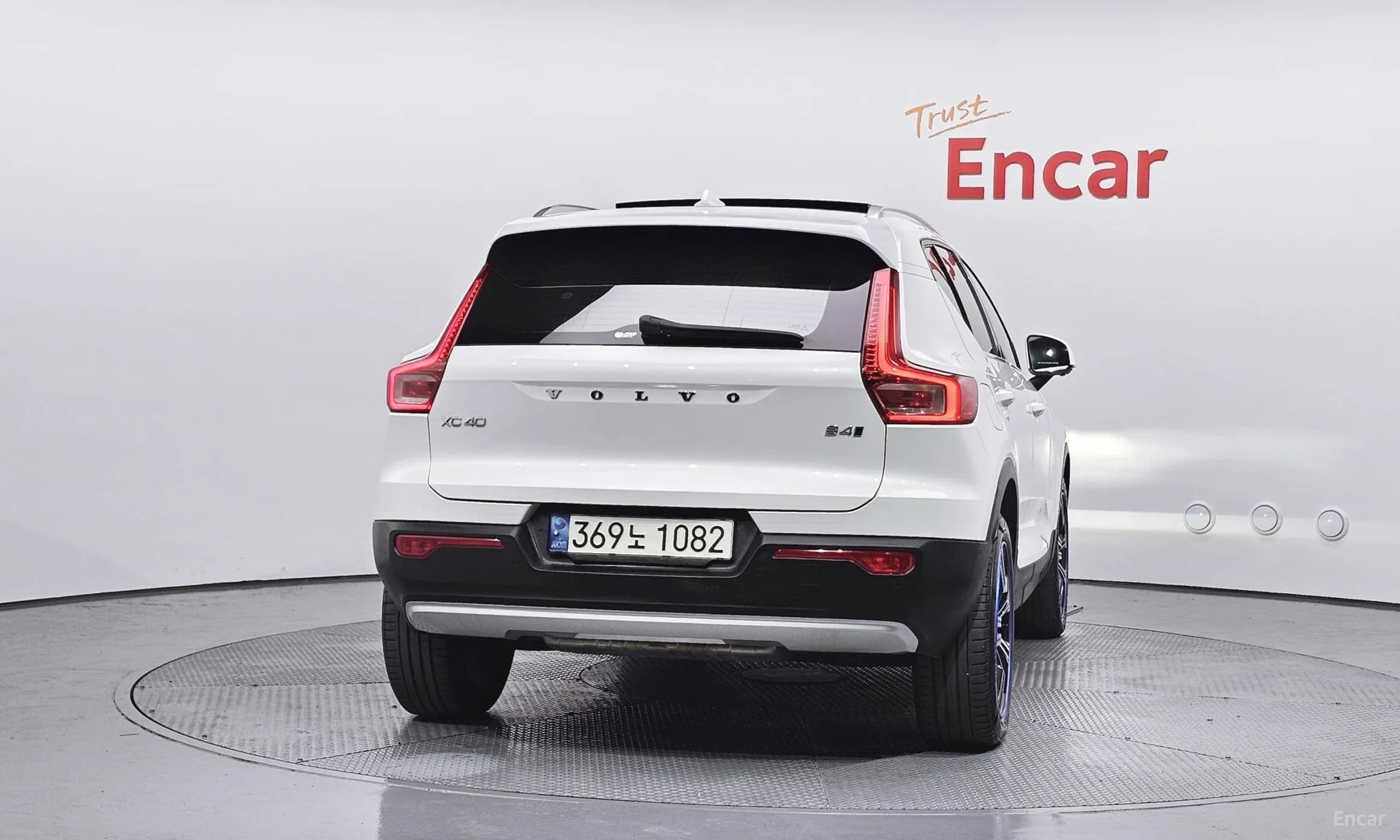 XC40