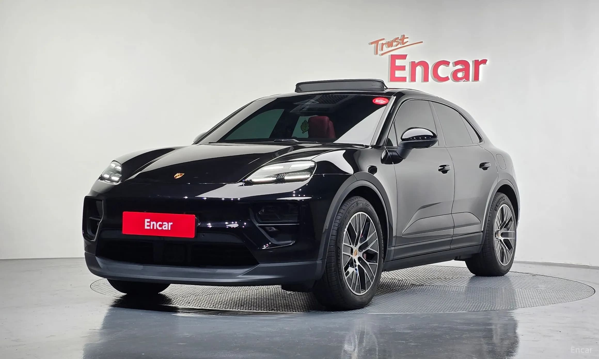 Macan EV