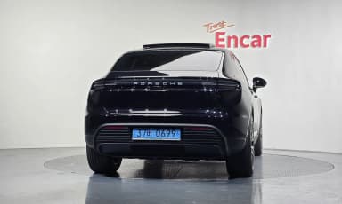 Macan EV