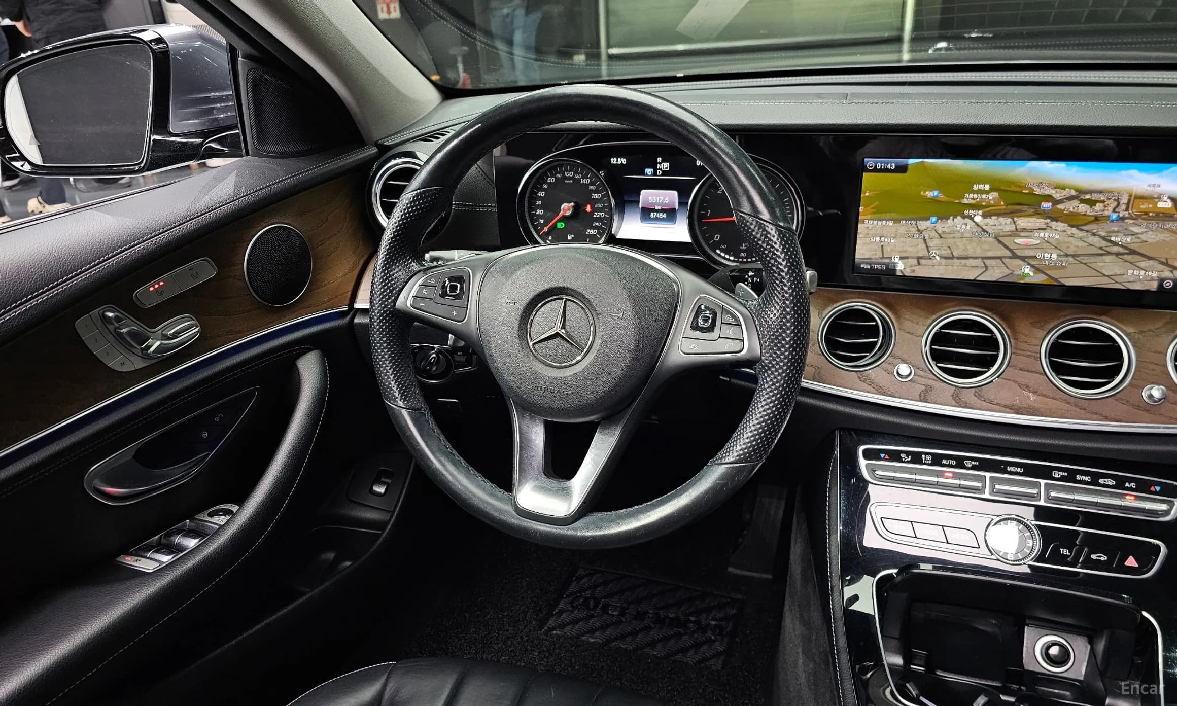 E-Class W213