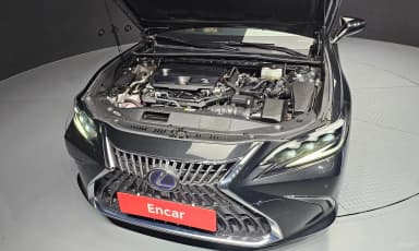 ES300h 7th Generation