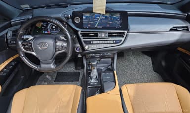 ES300h 7th Generation