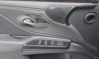 ES300h 7th Generation