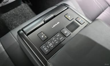 ES300h 7th Generation