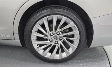 ES300h 7th Generation