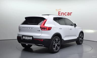 XC40