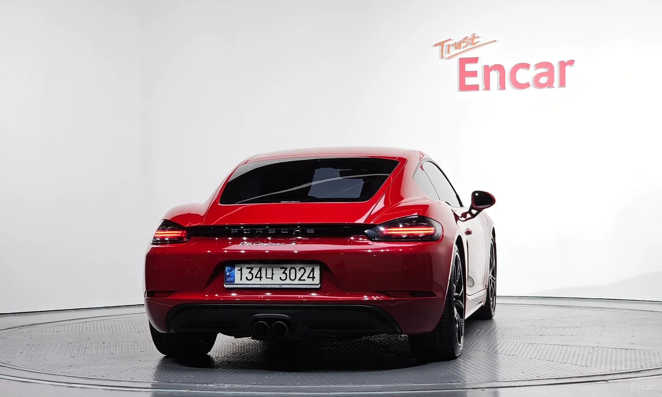 718 Cayman