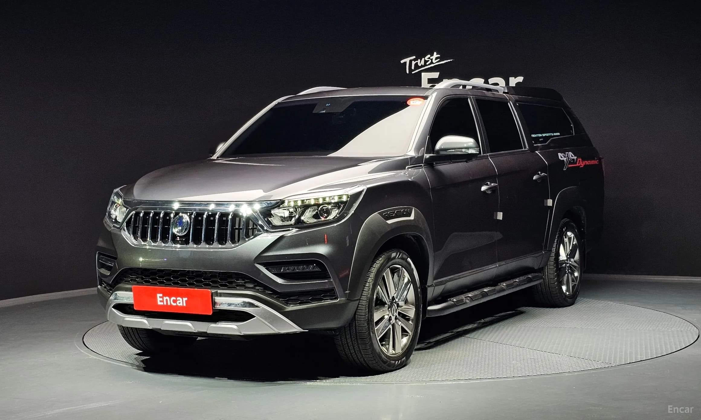 Rexton Sports Khan