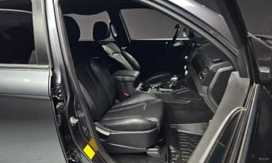 Rexton Sports Khan