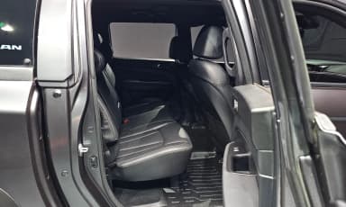 Rexton Sports Khan