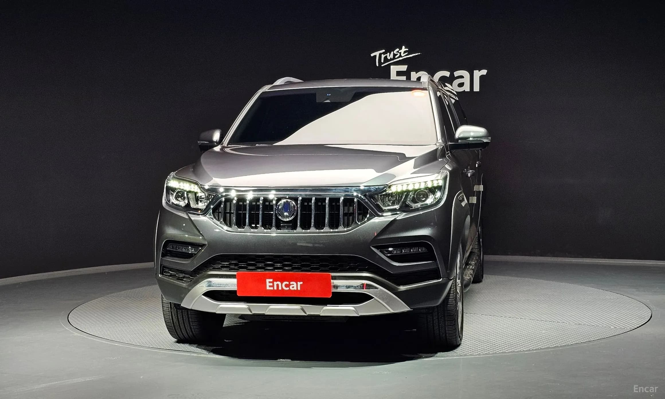 Rexton Sports Khan