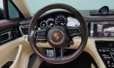 Panamera (971)