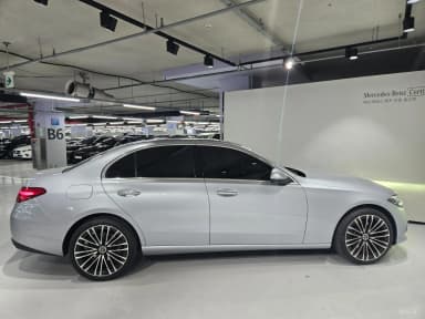 C-Class W206