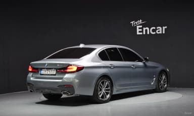 5 Series (G30)