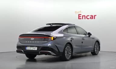 Sonata The Edge Hybrid (DN8)