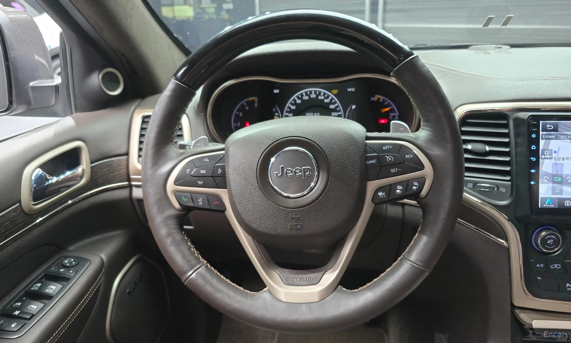 Grand Cherokee