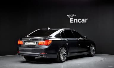 7 Series (F01)
