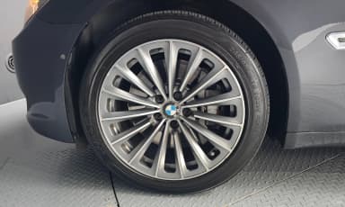 7 Series (F01)