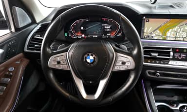 X7 (G07)