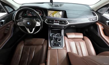 X7 (G07)